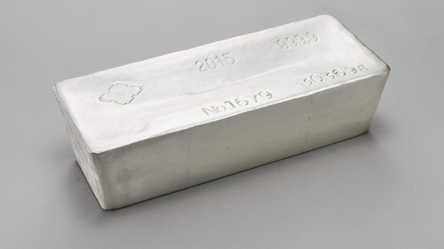 Giá bạc lao dốc kỷ lục ngay sau khi ông Trump đề cử Chủ tịch Fed